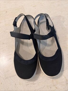 Dansko Black T-Strap Casual Slip-On Sneakers